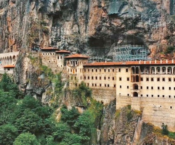 Samsun Çıkışlı Sümela Manastırı Turu